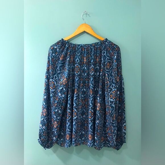 NWOT … SHARAGANO “Size: M” Colorful Top - Picture 2 of 3